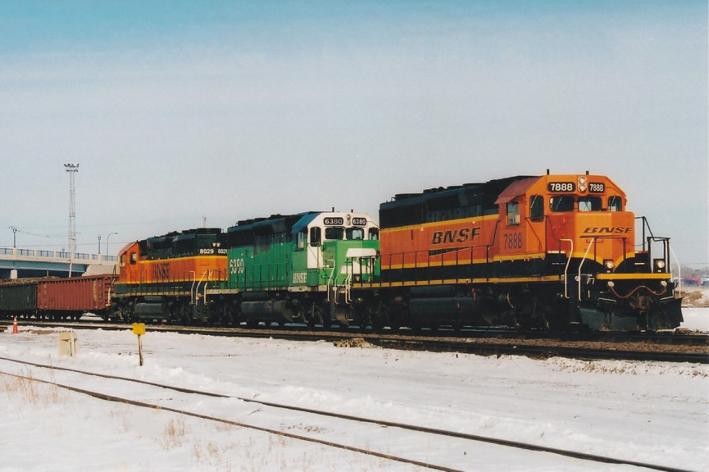 BNSF 7888 East